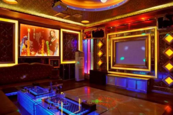 重庆美女按摩师,手法独特,推荐试试看! 重庆美女按摩师,手法独特,推荐试试看!